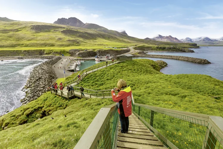 Hurtigruten Angebote Expedition rund um Island mit Thingvellir Nationalpark